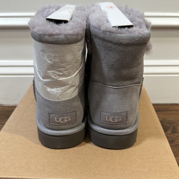 W Ugg classic mini Gem - Picture 4 of 5